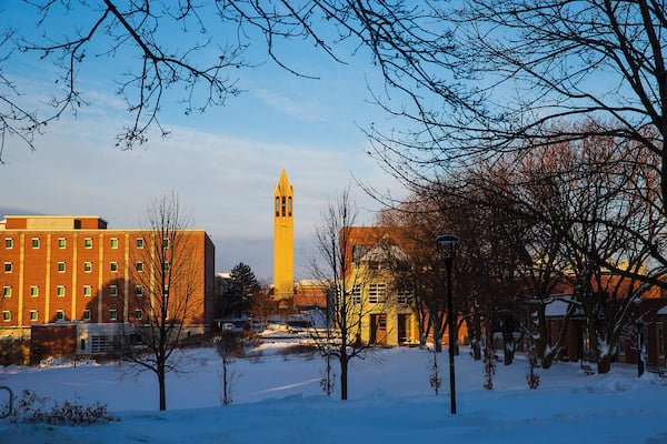 UNO campus blanketed in snow