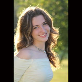 LucyMason_Headshot.expandedjpg
