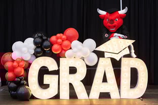 UComm -- Durango Grad Sign 1222