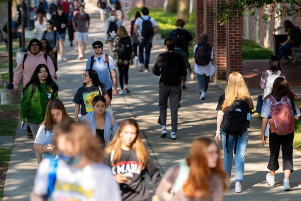 First Day of Classes walking 0822